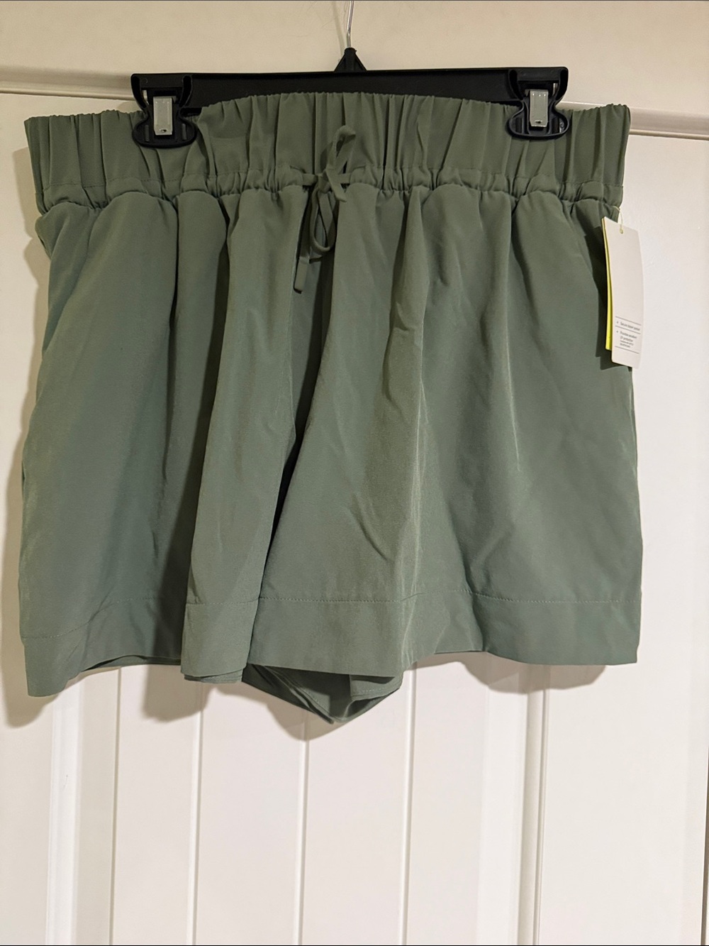 Women’s High-Rise Wide-Leg Shorts - Sage Green